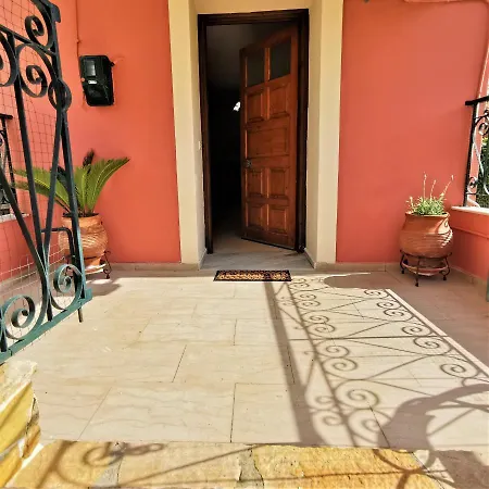 Denias